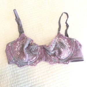 Victoria’s Secret Dream Angels lace bra